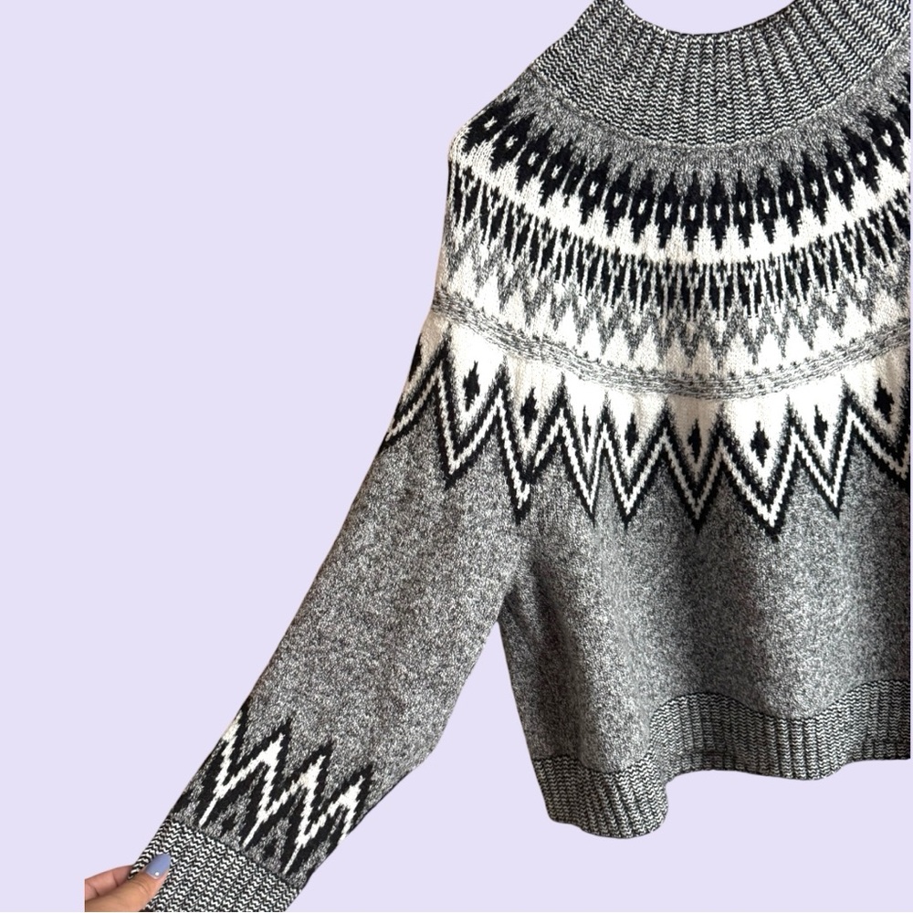 Old Navy Mock-Neck Fair Isle Cropped Sweater - Picture 2 of 5